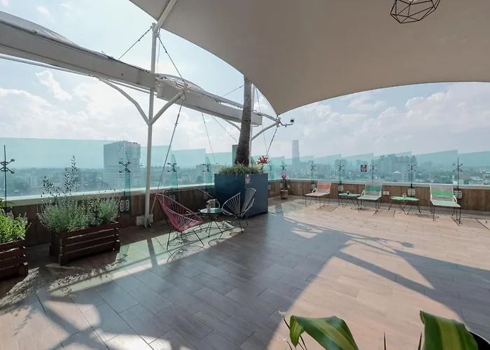 The Palm Loft-modern Comfort With/equipped Kitchen Apartment