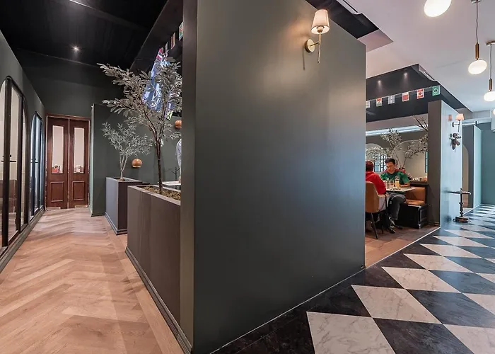 The Palm Loft-modern Comfort With/equipped Kitchen *