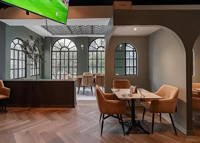 Apartment The Palm Loft-modern Comfort With/equipped Kitchen