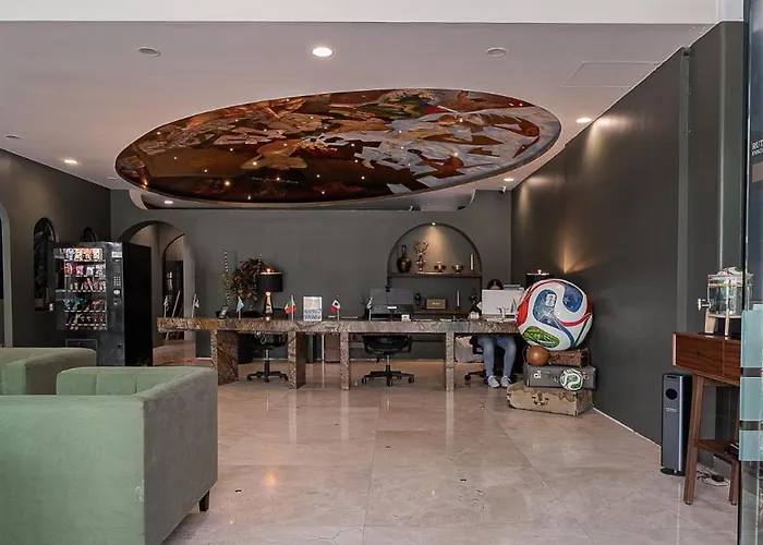 The Palm Loft-modern Comfort With/equipped Kitchen Apartment *